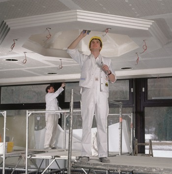 305. Stukkó készítő és vakoló szakmunka és segédmunka Sinsheim