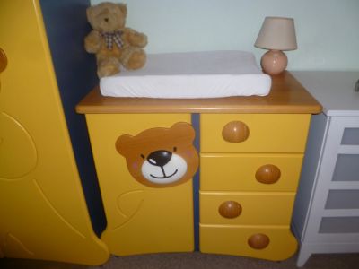 Édes macis bababútor garnitúra újszerű állapotban