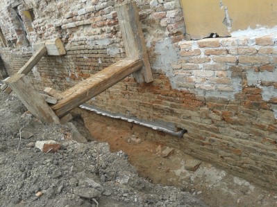 utólagos vízszigetelés, Békéscsaba, vizes, nedves fal szigetelése