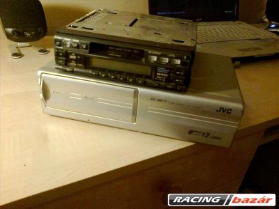 Kazettás fejegységek, cd-tárral