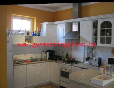 Eladó ingatlan Bonyhád családi ház 3200398