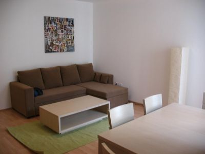 Kiadó 2 szobás lakás a Dob utcában