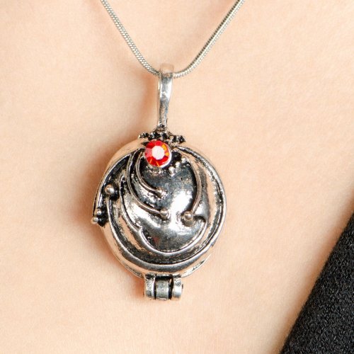 Filmes ékszerek webáruháza