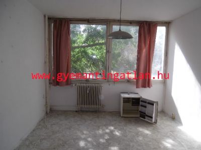 Eladó lakás Szekszárd 