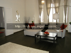 Kiadó 3 szobás lakás a Nyugati téren