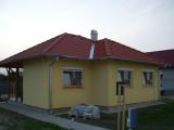 Kőműves, festő, burkoló, ács, asztalos, víz-gáz-fűtés szerelő, villanyszere