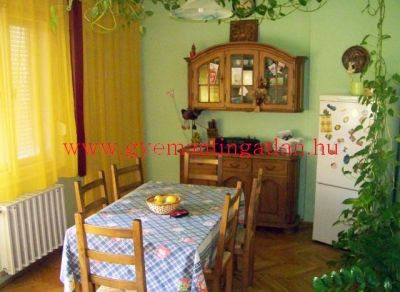 Eladó ingatlan Szekszárd sorház 3200418