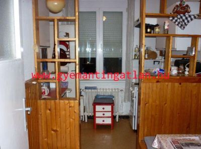 Szekszárdon 60 nm-es tégla lakás eladó!