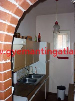 Eladó családi ház, Szekszárd 3200379