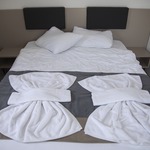 Szobalány osztrák munka téli szezon osztrák Alpok