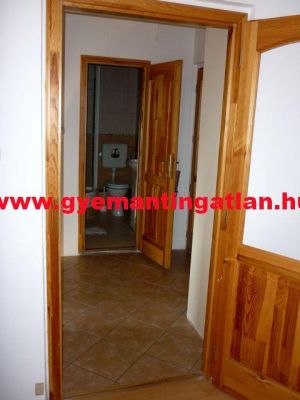 Szekszárdon, 42 nm-es, 1+1 félszobás lakás eladó!