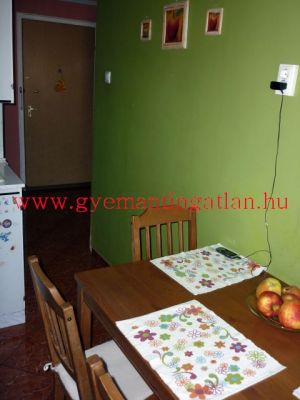 Eladó lakás Szekszárd 3200403