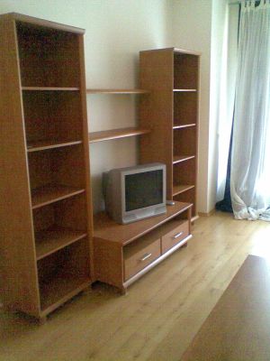 Eladó 2 szobás újszerű lakás az Oktogonnál