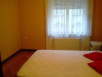 Kiadó 2 szobás lakás az Arany János utcánál