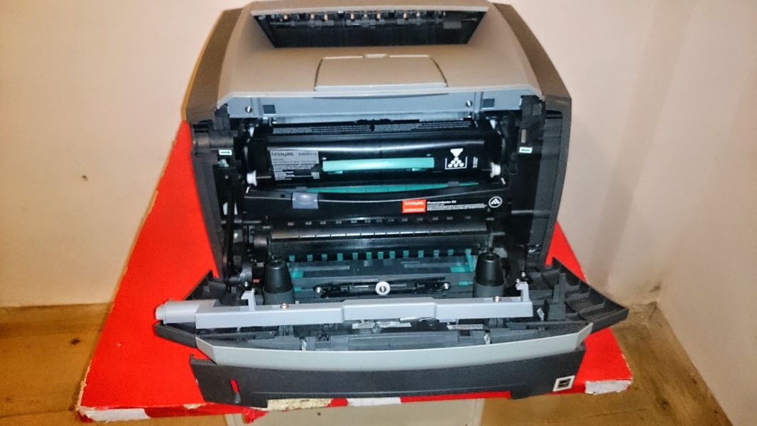 Lexmark E352dn használt lézernyomtató eladó