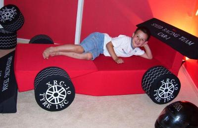 Versenyautó gyerekszoba 