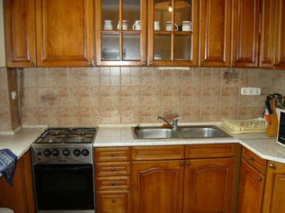 Kiadó azonnal panorámás lakás Rózsadombon!