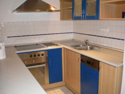 Kiadó 4 szobás, felújított lakás II.kerületben, Széher úton