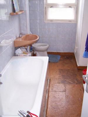 Eladó Gödöllõn magasföldszinti lakás