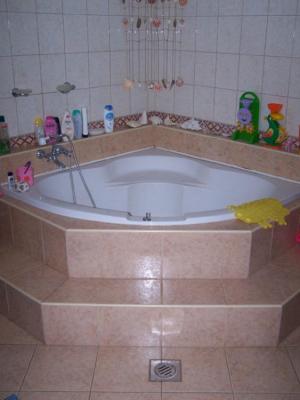 Õrbottyán központhoz közeli részén családi ház eladó! 