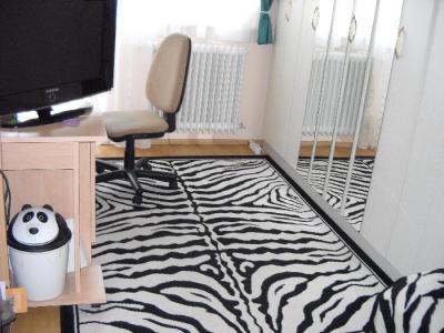 Eladó sorházi lakás Gödöllõ kertvárosias részén 