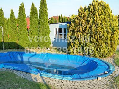 Veresegyház Csonkás részén jó állapotú családi ház eladó! 