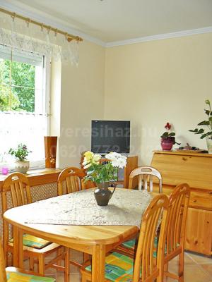 !!! Veresegyház öreghegyi részén családi ház eladó !!! 