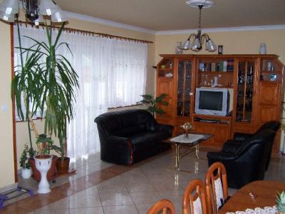 Eladó ház Veresegyházon! Akár 2 generáció részére is alkalmas! 