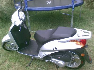 Eladó F6-os robogó!