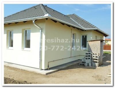 !! Dunakeszin új építésû egyszintes ikerház fél nagy telekkel eladó !!! 