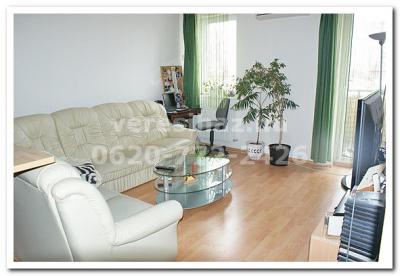 !!! Rendkívül alacsony rezsijû újszerû téglalakás Duna part közelében Dunakeszin eladó !!!