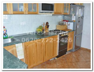 !!! Rendkívül alacsony rezsijû újszerû téglalakás Duna part közelében Dunakeszin eladó !!!