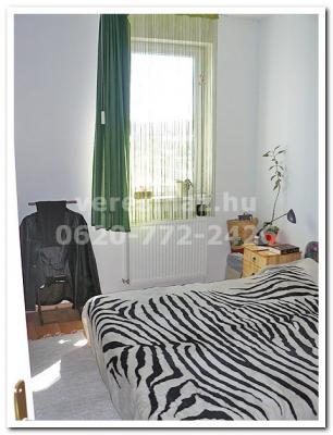 !!! Rendkívül alacsony rezsijû újszerû téglalakás Duna part közelében Dunakeszin eladó !!!