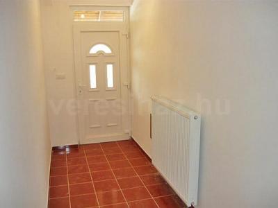 !!! Igényes, új építésû egyszintes ikerházfél &amp;#213;rbottyánban eladó !!!  