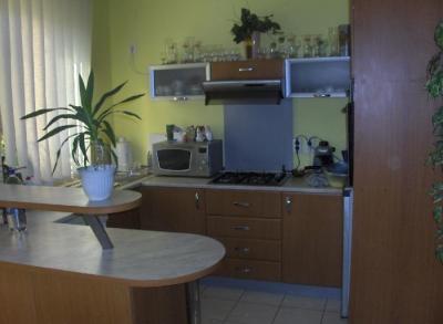 Gödöllõn csendes környéken 106nm-es családi ház eladó