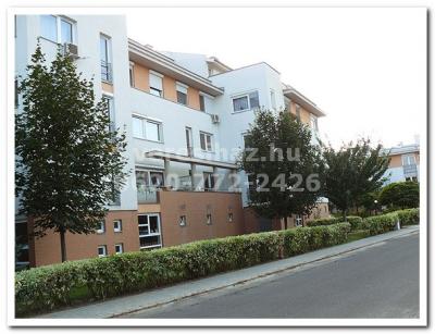 !!! IV. ker. Megyeren, Újpest kertvárosi részén újszerû téglalakás eladó !!! 