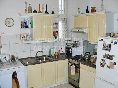 !!! Újpest központhoz közel, 2007-ben felújított 103m2-es, 4 szobás, polgári jellegû lakás eladó !!!