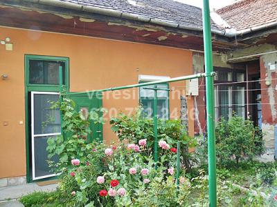 !!! Angyalföldön felújított szoba-konyhás társasházi lakás olcsón eladó!!! 