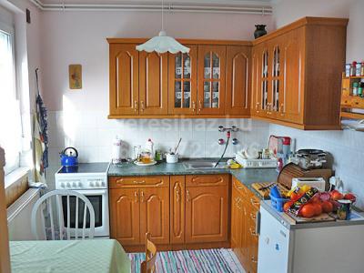 !!! Fóton újszerû állapotú 96 m2-es családi ház eladó !!! 