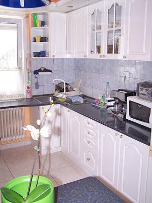 Veresegyház központi részén családi ház eladó! 