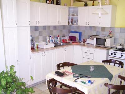 Erdõkertesen jó állapotú családi ház eladó! 