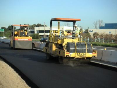 ASZFALTOZÁS úTÉPÍTÉS