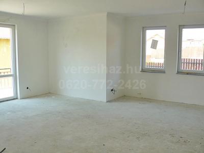 !!! Jelentõs árcsökkenés Dunakeszin !!!   32 MFt-ról 26.99 MFt-ra! Dombliget lakóparkban igényes ház