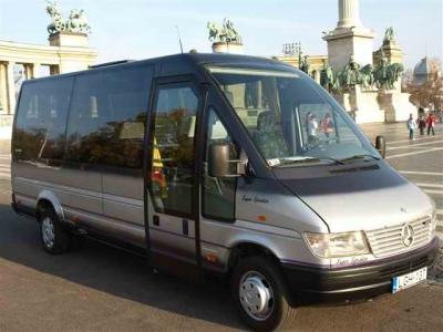 Személyszállítás autóbusszal,buszbérlés buszbérbeadás minibuszrendelés ,eü.szúrõbusz,termékbemutatób