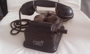 Tekerõs telefon eladó!