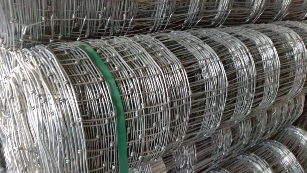 Vadháló, betonoszlop, kerítésépítés, drótháló, drótfonat, kerítés drót, kerítés építés, vadkerítés