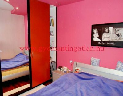 Szekszárd belvárosi egyedi gázos lakás