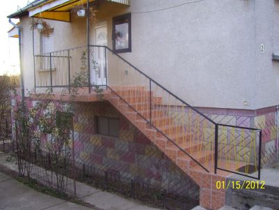 Eladó családi ház, telekkel Csömörön