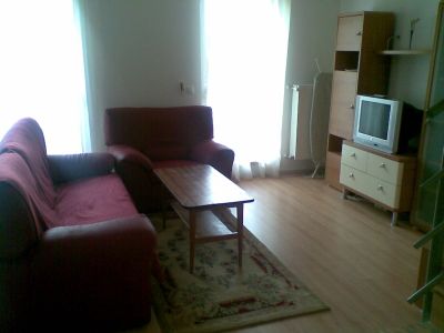 Kiadó 4 szobás új lakás az Oktogonnál