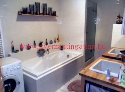 Eladó ingatlan Tolnán remek lakás 3200423